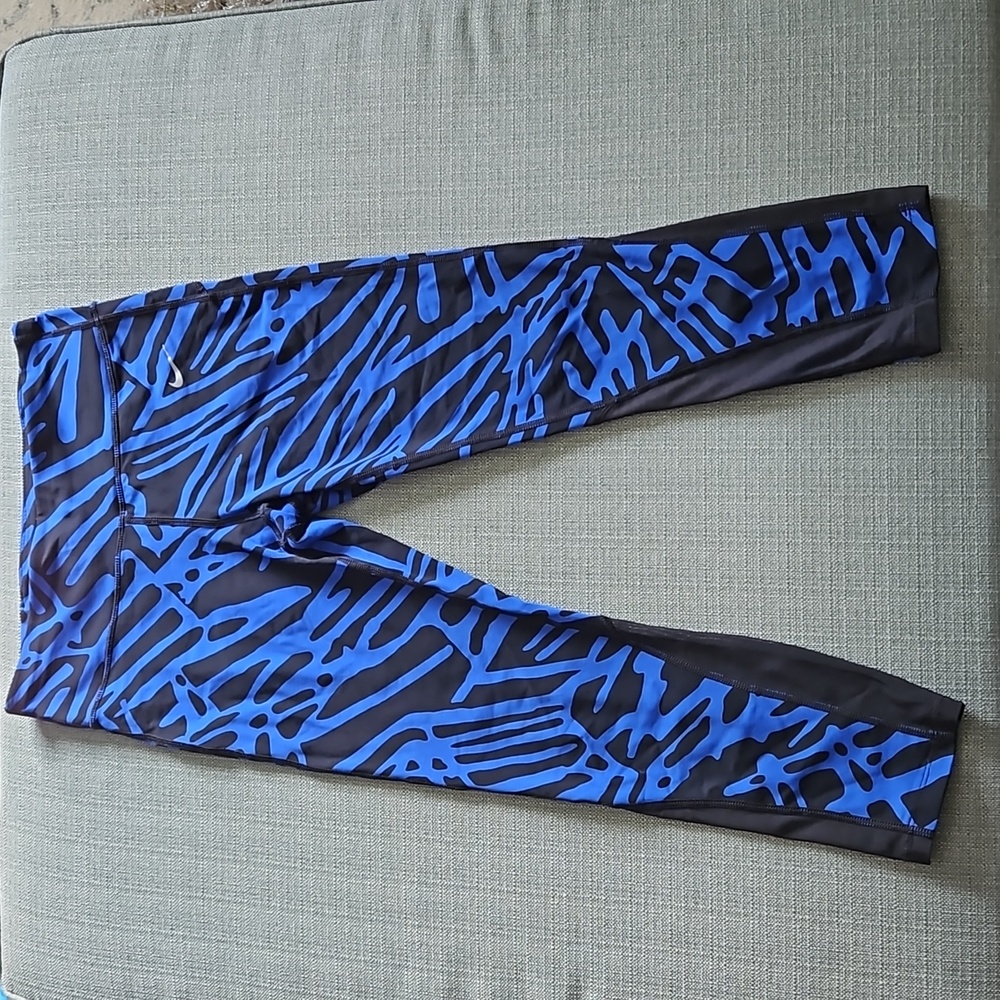 Nike leggings